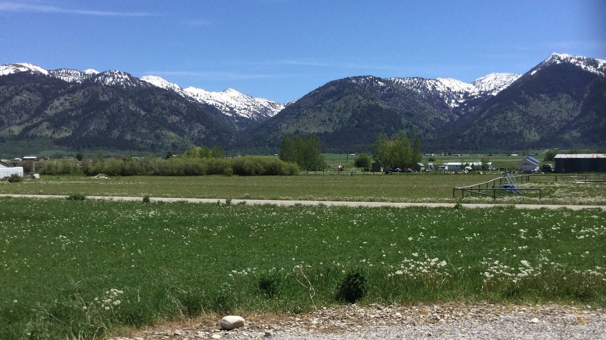 Thayne Apartment | Cozy 2-bedroom apartment MINUTES outside picturesque Star Valley Ranch