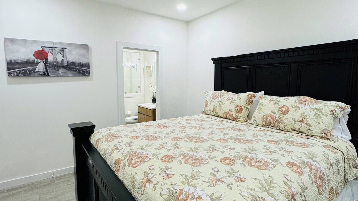 Pharr Apartment | Cozy 2-bedroom, 2 bathroom apartment at the heart of the cities Pharr & McAllen