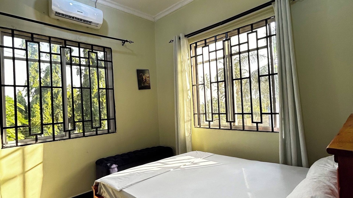 Ubungo Apartment | Cozy 2-bedroom apartment with AC, WiFi in awesome Dar es Salaam