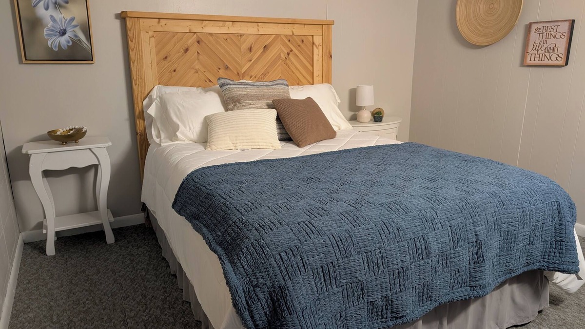 St. Joseph Apartment | Cozy 2-bedroom apartment in the center of Saint Joseph
