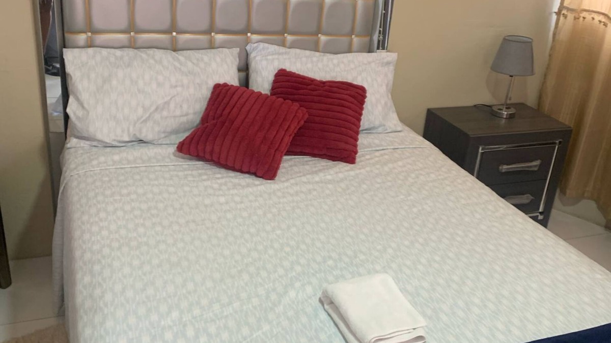 Portmore Apartment | Cozy 2-bedroom apartment with WiFi, AC in peaceful Portmore