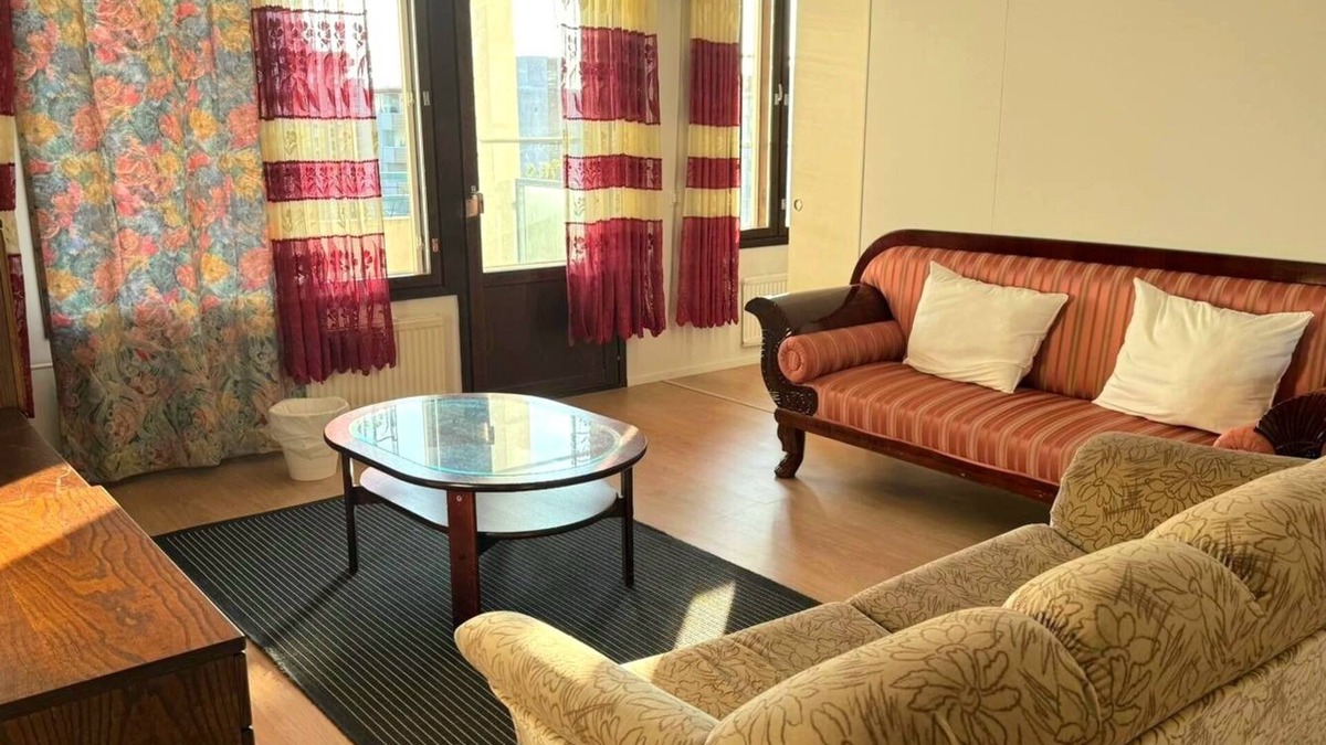 Espoo Apartment | Cozy 2 Bedroom Apartment in Central Espoo, Close to Matinkylä Metro Station