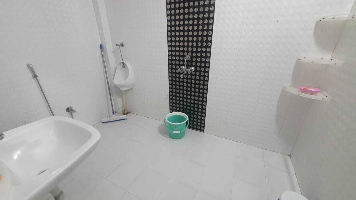Kolar Road Apartment | Cozy 2-bedroom apartment in enchanting Bhopal with WiFi, AC