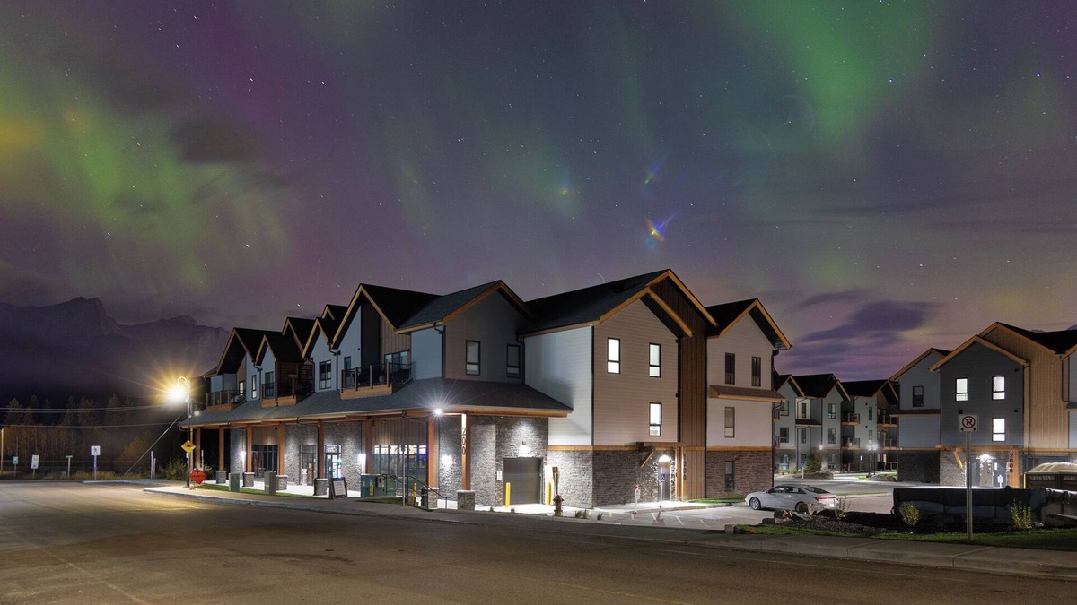 Dead Man's Flats Condo | Cozy 2 bedroom condo heated outdoor pool, hot tub, near Banff and pet friendly