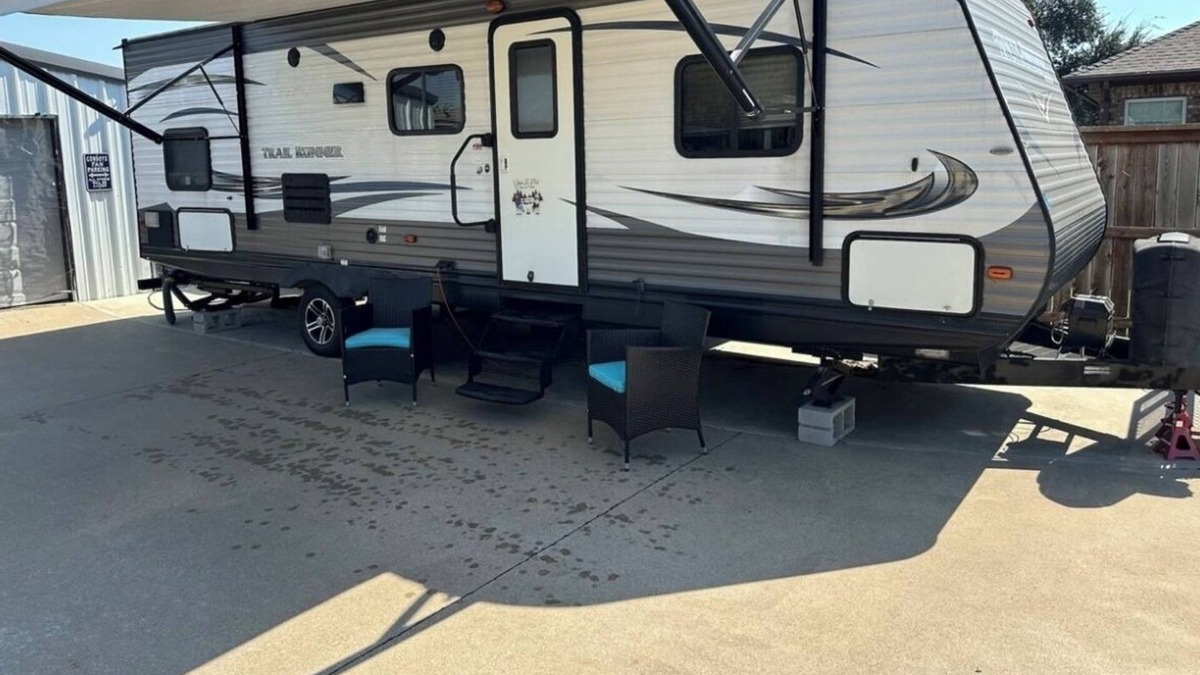 Cleburne House | Cozy 2-bedroom caravan in nice Cleburne with AC, WiFi