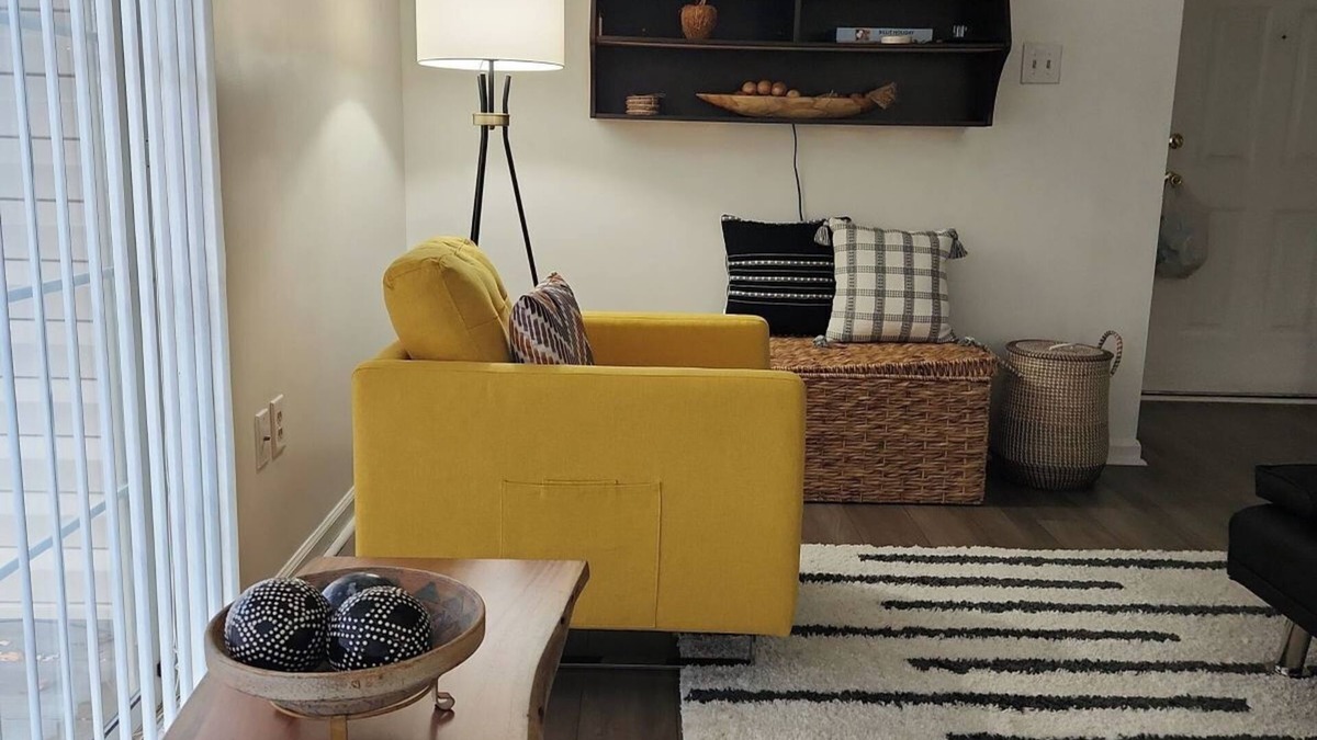 Stephens City Condo | Cozy 2-bedroom condo in charming Stephens City