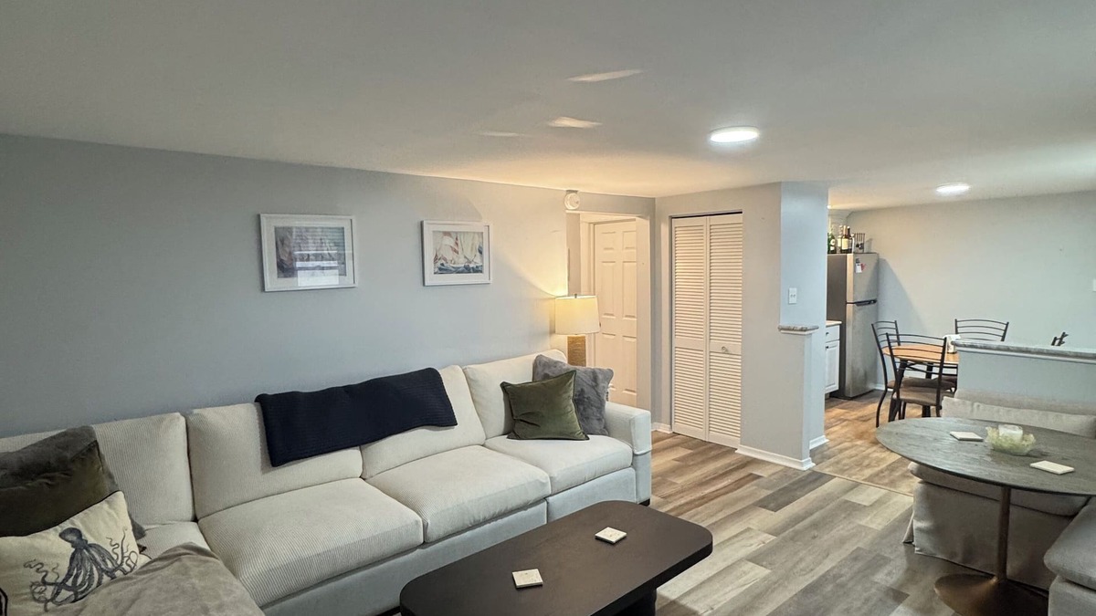 Ventnor City Condo | Cozy 2-bedroom condo in Ventnor - one block to the beach!