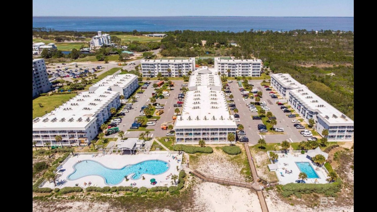 Fort Morgan Condo | Cozy 2-bedroom condo in charming Gulf Shores with fitness room, WiFi