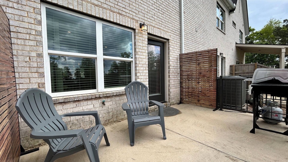 Opelika Condo | Cozy 2-bedroom condo in adorable Opelika - close to Auburn University