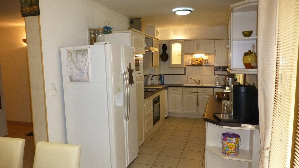 Brides-les-Bains Apartment | Cozy 2-bedroom apartment, near shops, parking, wifi, pets allowed