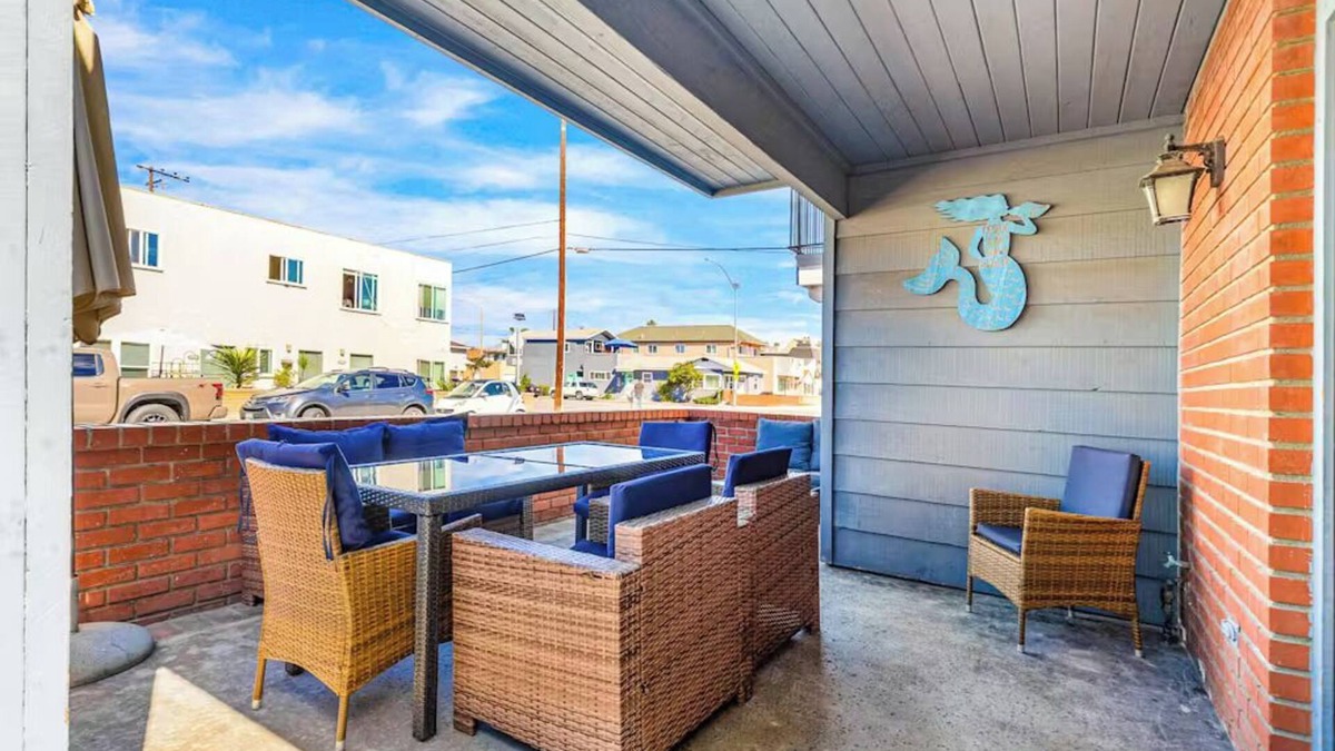 West Newport Apartment | Cozy 2-Bedroom Getaway