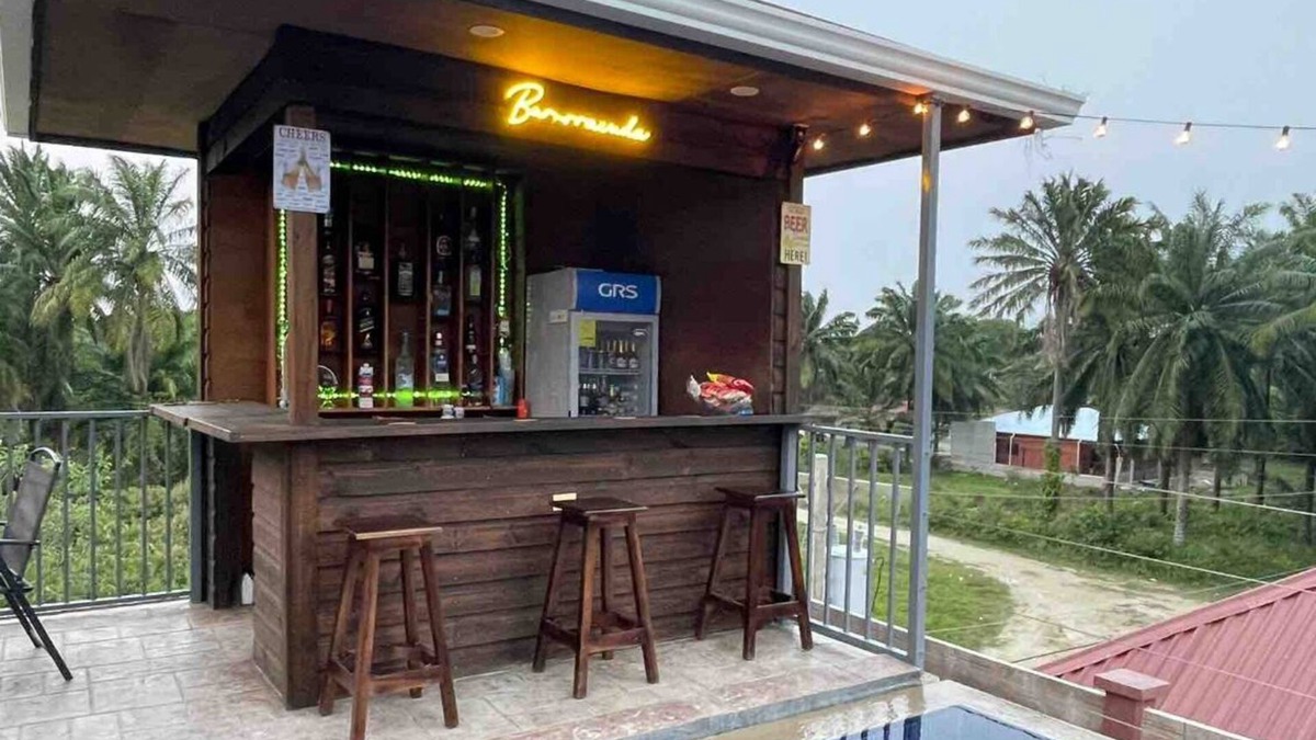 Tela Hotel | Cozy 2-bedroom hotel with AC and WiFi in fantastic Tela