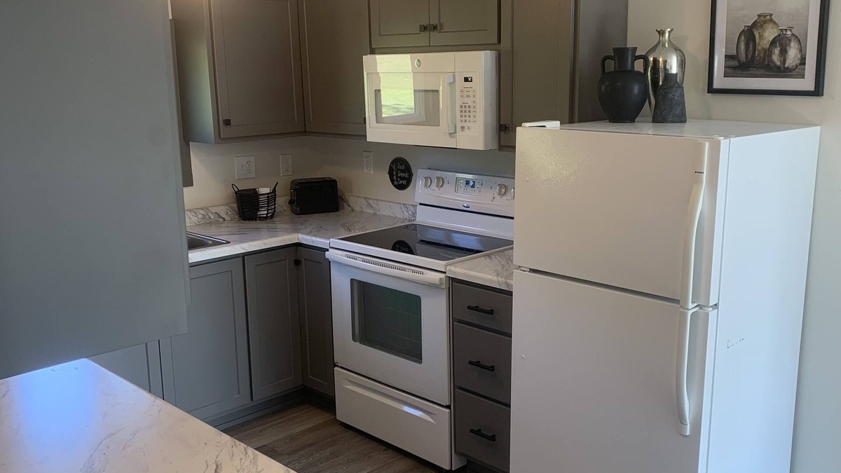 Little Sturgeon House | Cozy 2 Bedroom House Overlooking Little Sturgeon Bay