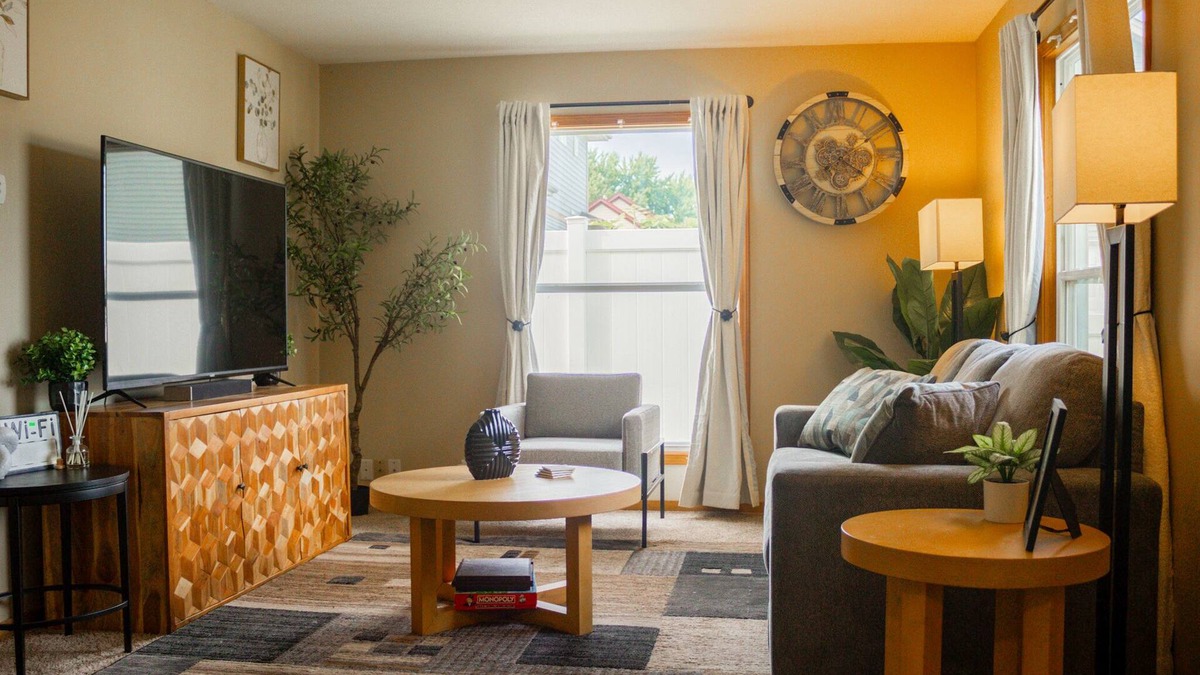 Lind-Bohanon House | Cozy 2-bedroom house