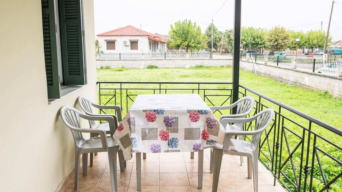 Mavromati House | Cozy 2 bedroom house in Trikala