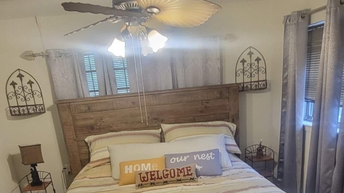 OST - South Union Apartment | Cozy 2 bedroom nook near Texas Medical Center Downtown & Reliant Stadium