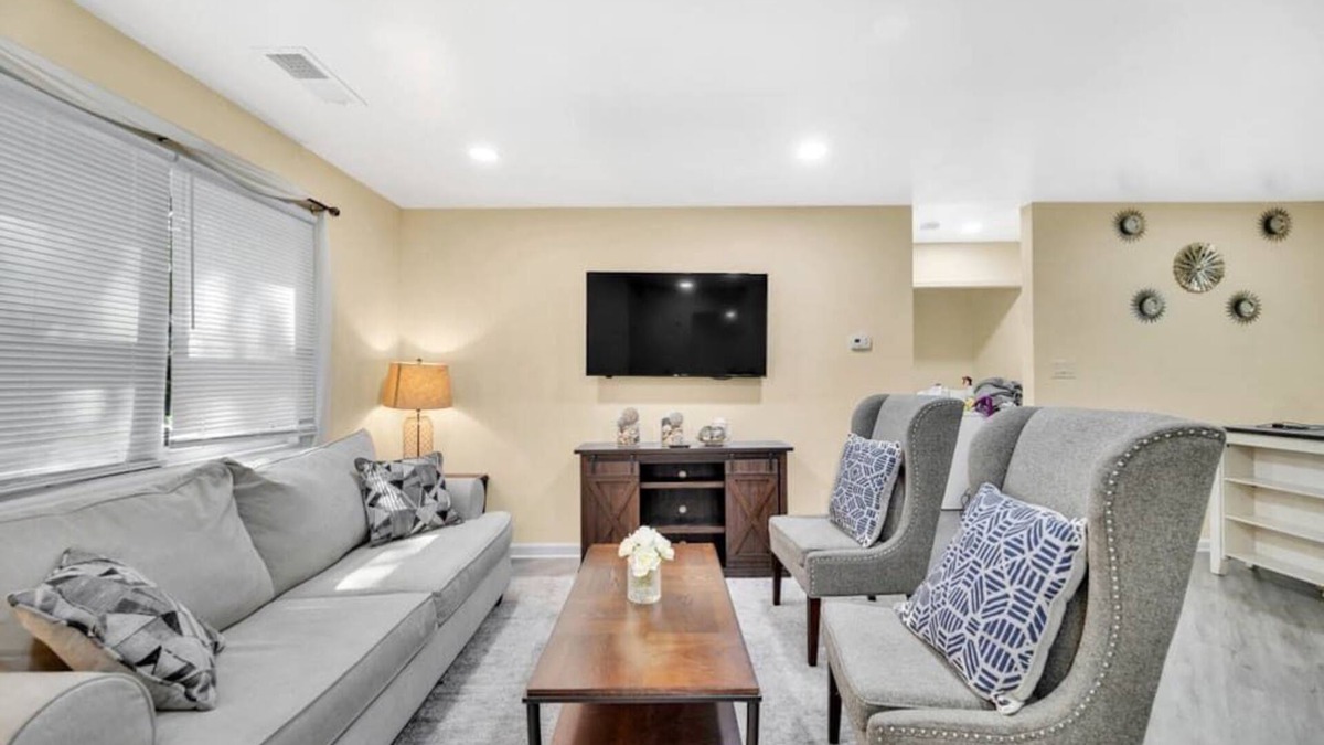 Charlotte House | Cozy 2 Bedroom Pineville-Matthews Duplex w/Hot Tub
