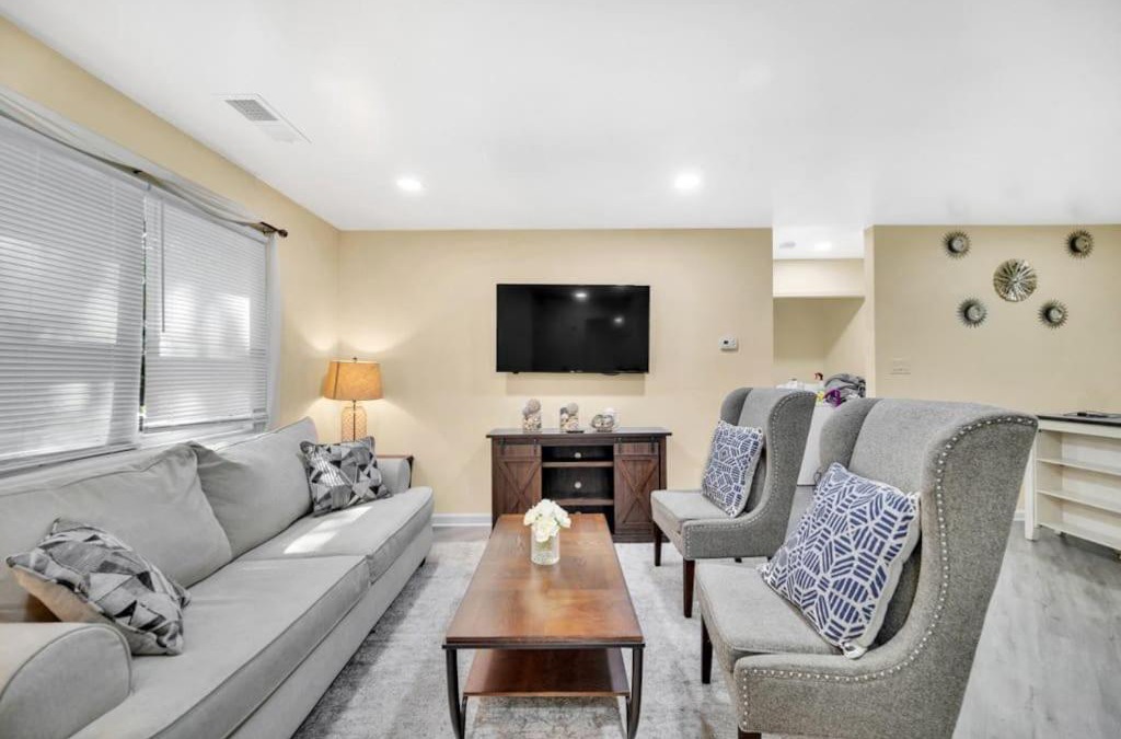 Charlotte House | Cozy 2 Bedroom Pineville-Matthews Duplex Sleeps 8