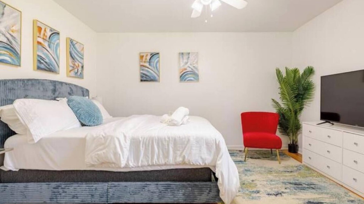 Suwanee House | Cozy 2 bedroom private- Suwanee, Lawrenceville-I85