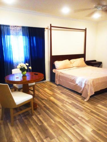 Westwind Apartment | Cozy 2-bedroom townhome