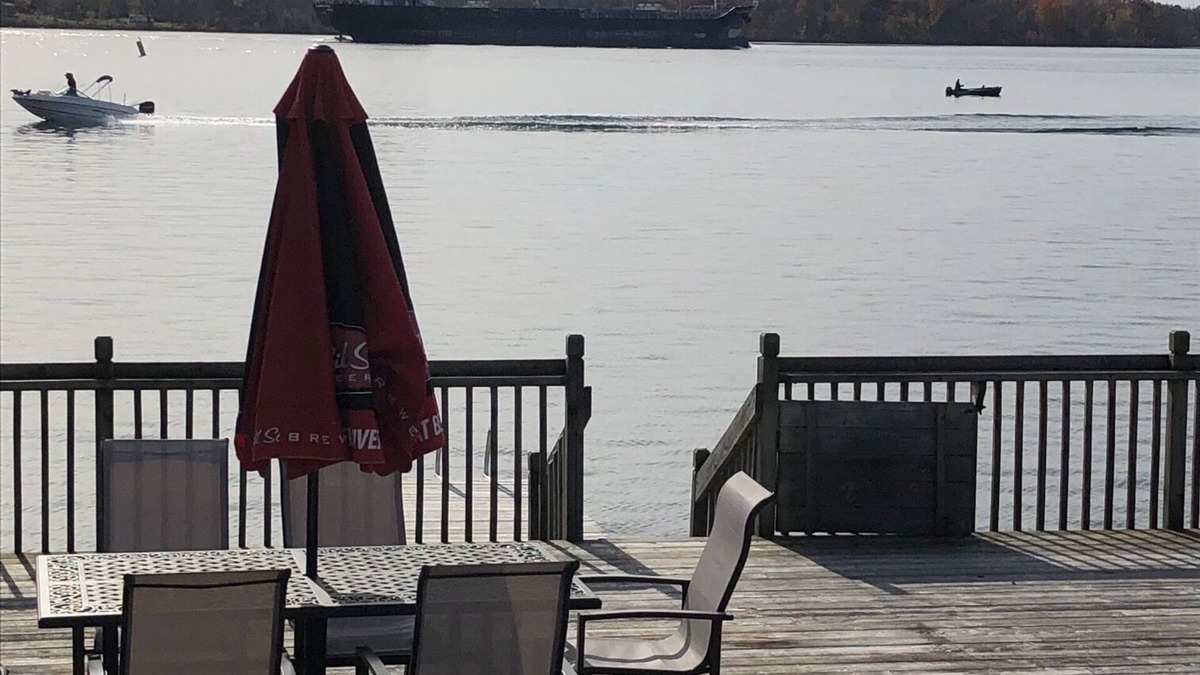 South Glengarry Cottage | Cozy 2 bedroom water front cottage