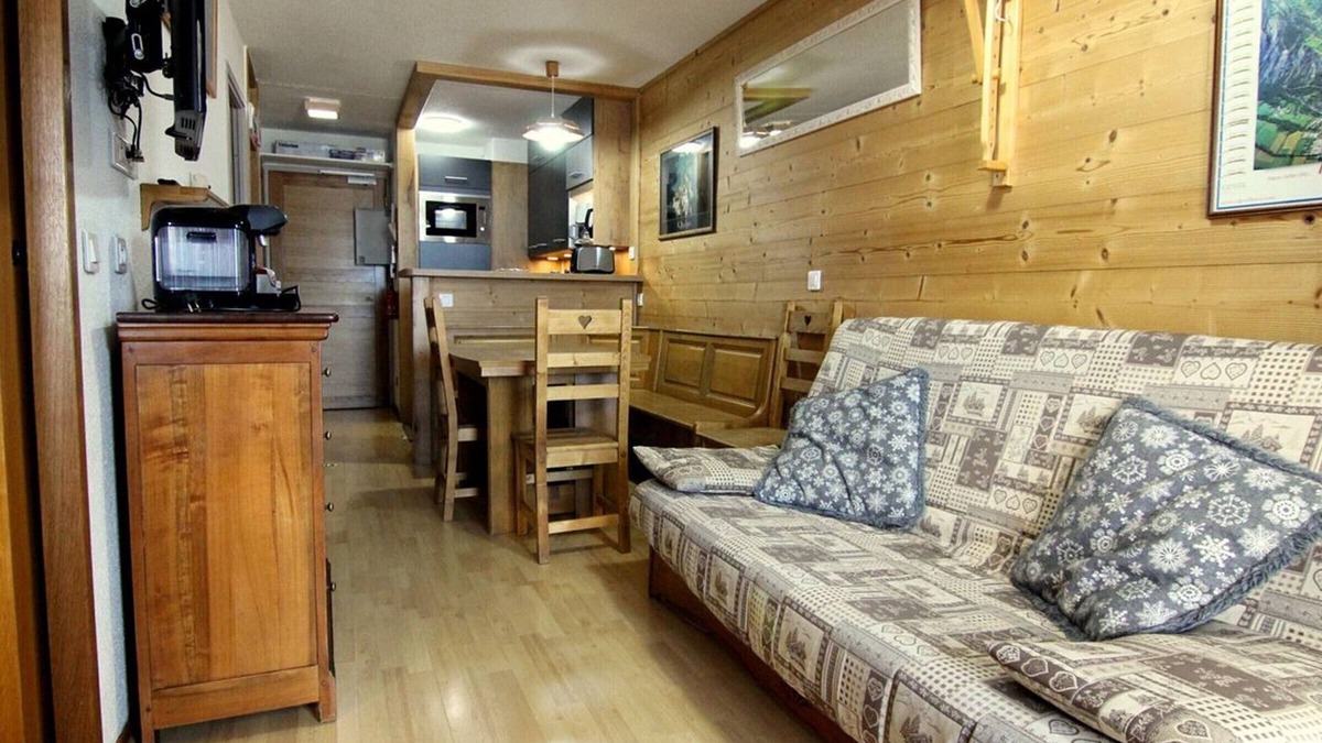 Bergers Apartment | Cozy 2-Room Apartment for 6, Ski-in/Ski-out, South-Facing Balcony - L'Alpe d'Huez