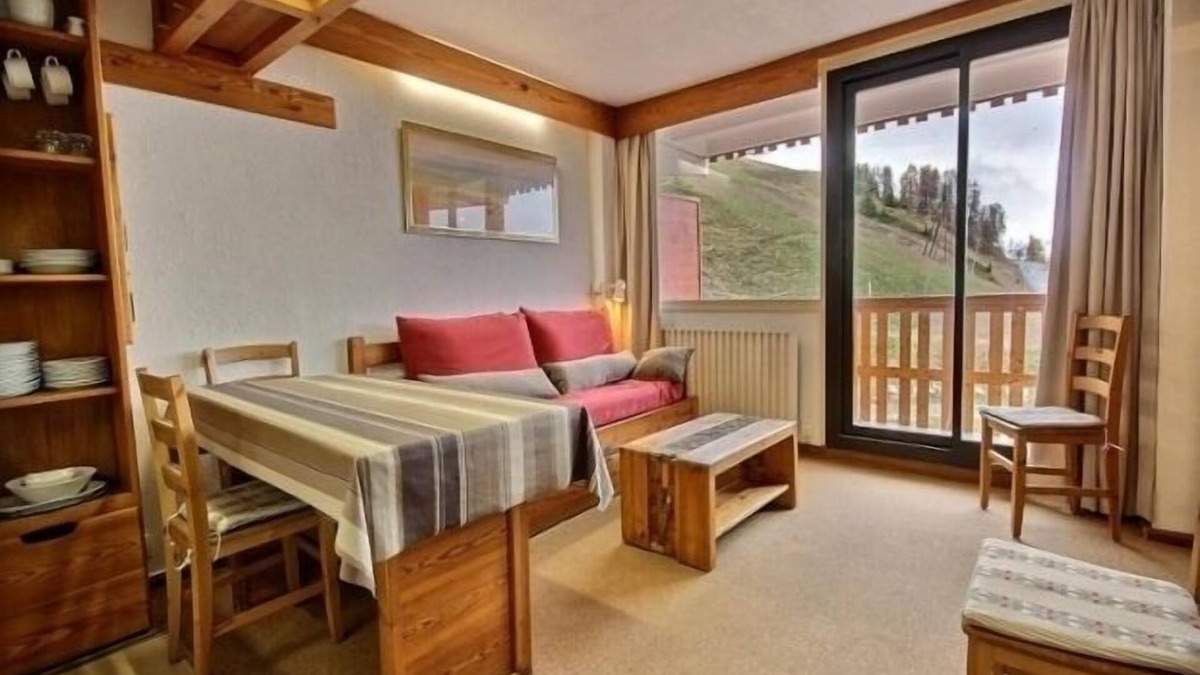 Plagne Centre Apartment | Cozy 2-room apartment with Mont-Blanc view, parking, 50m from slopes