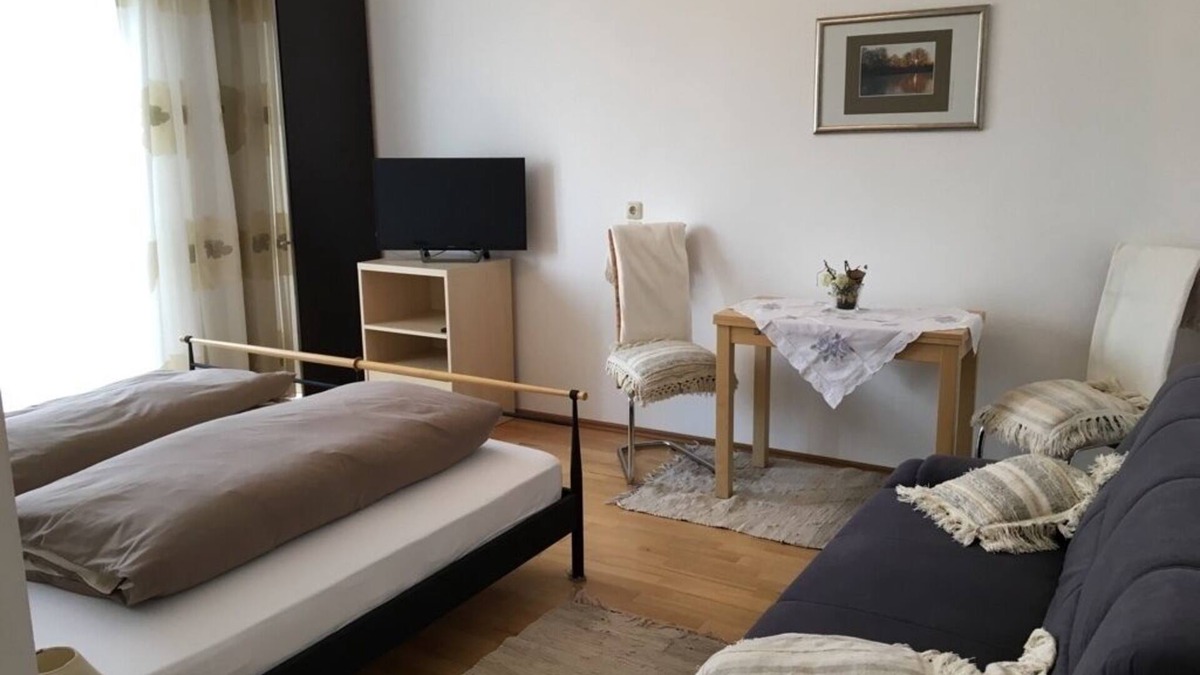 Nordheim a. Main Apartment | Cozy 24sqm vacation apartment, free WLAN and parking