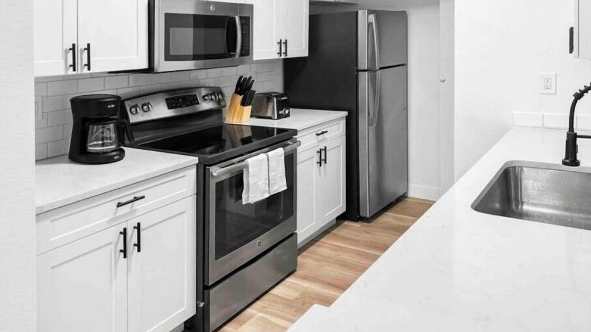 Mesa Apartment | Cozy 2BR in Mesa Quiet Community!