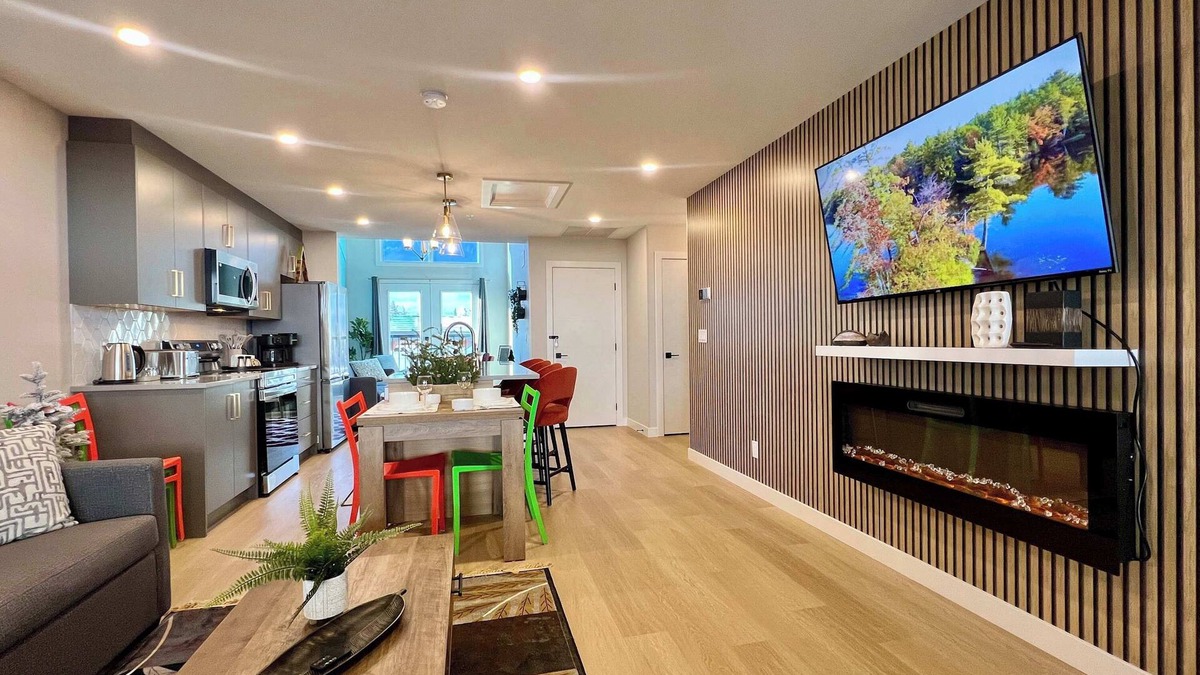 Harvie Heights Apartment | Cozy 2BR Retreat with Stunning Views of Rundle MT