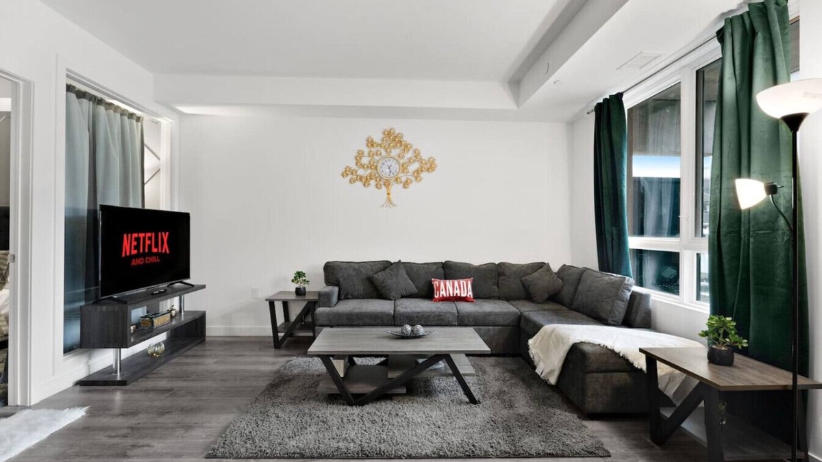 Niagara Falls Apartment | Cozy 2BR Suite Just 8 Mins Away from the Niagara Falls and can Sleeps 6 Guests