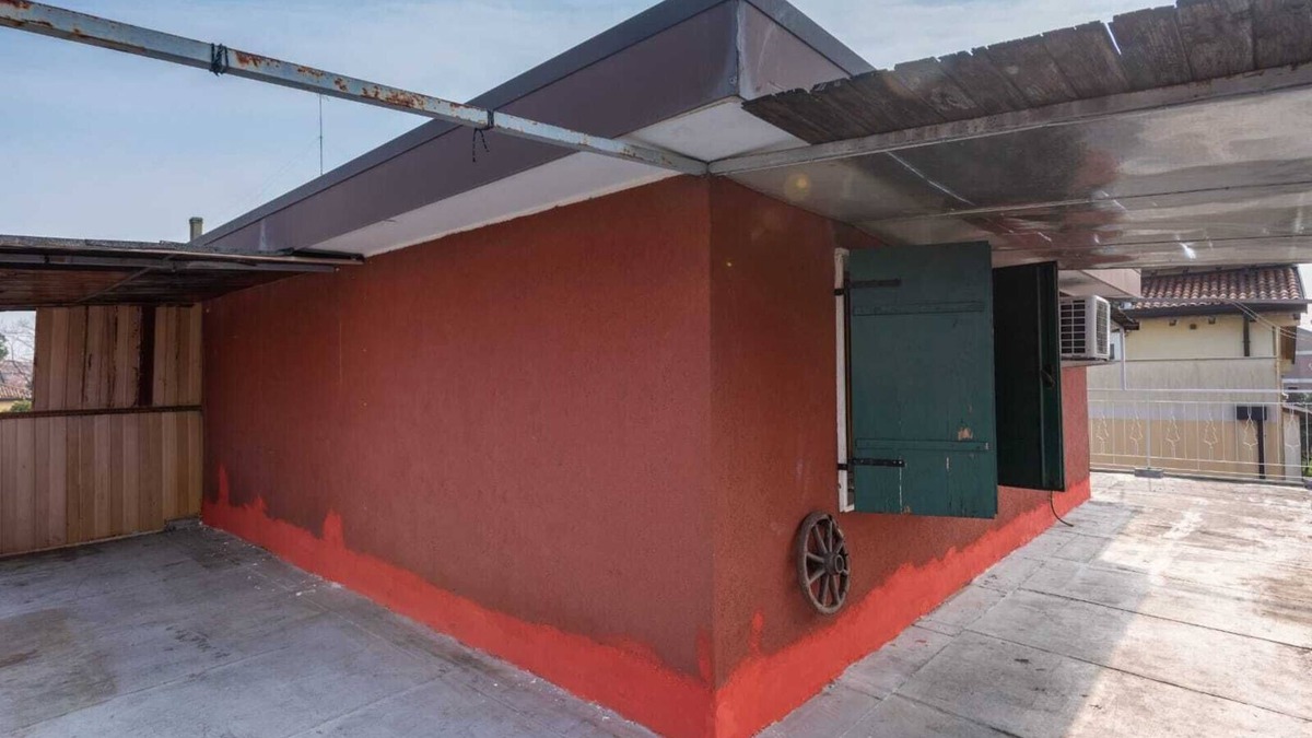 Marghera Apartment | Cozy 2nd floor apartment with terrace