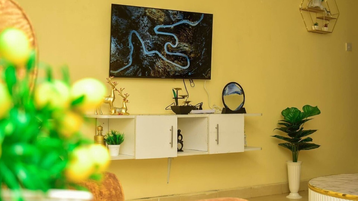 Viwanda Apartment | Cozy 3-bedroom all-Ensuite apartment in pleasant Nakuru with Fast WiFi & Netflix
