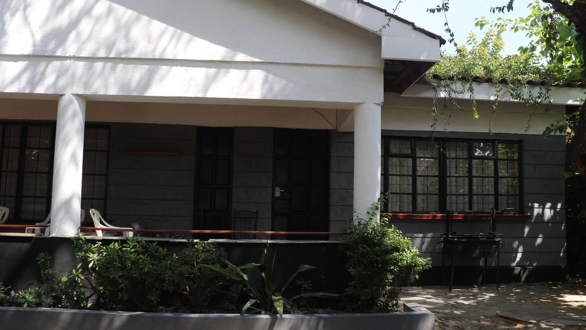 Ruiru House | Cozy 3-bedroom bungalow in Kahawa Sukari, 5 Minutes from Thika Road Superhighway