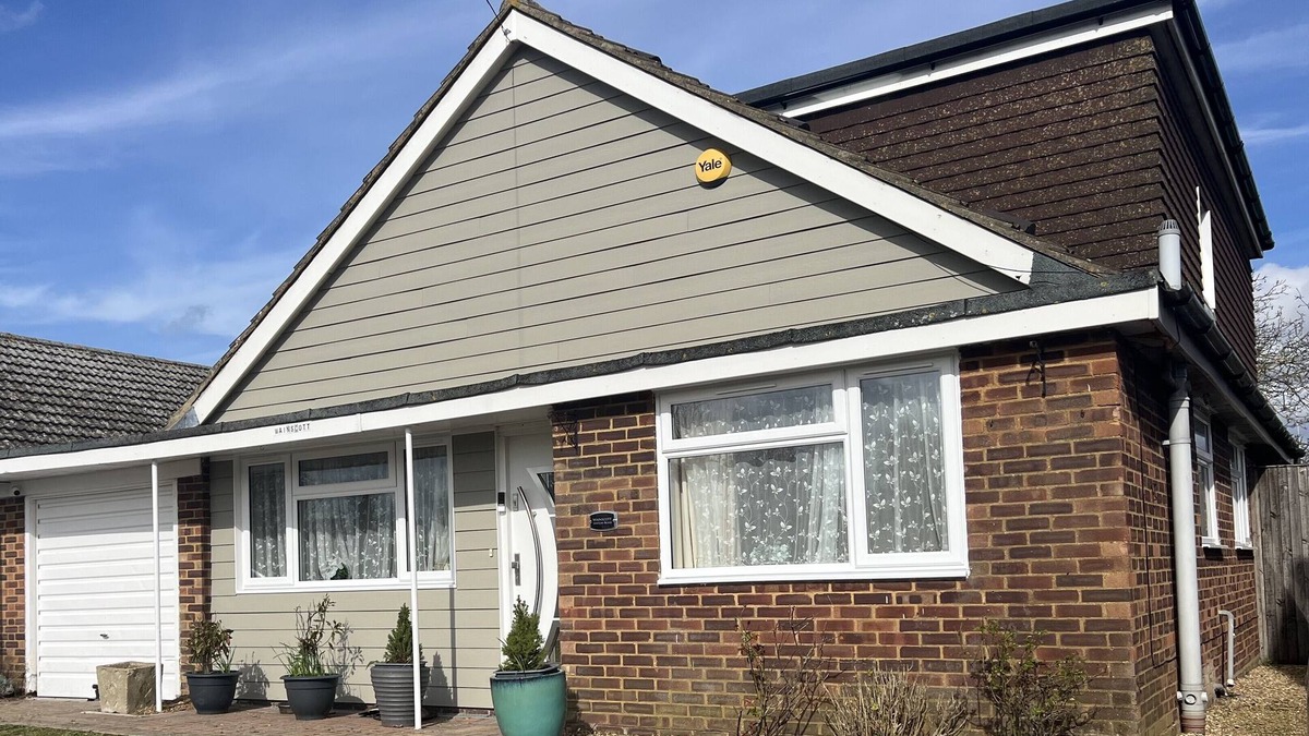 Baldock House | Cozy 3 bedroom bungalow in rural location