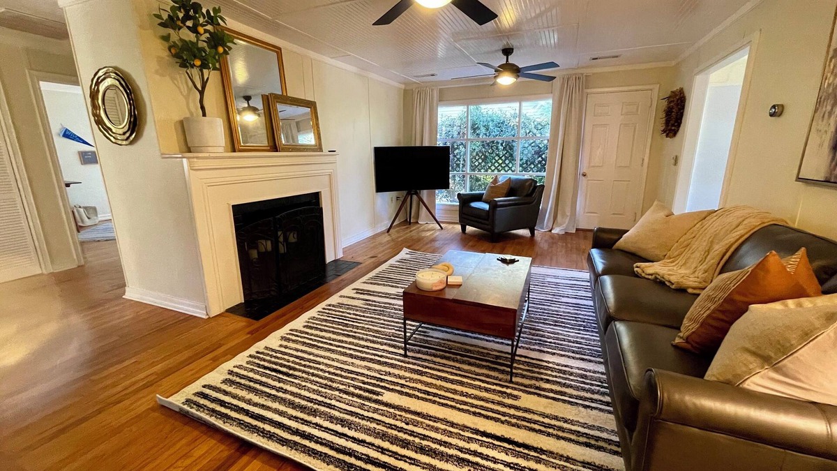 Mossy Oaks House | Cozy 3-bedroom bungalow in charming Beaufort