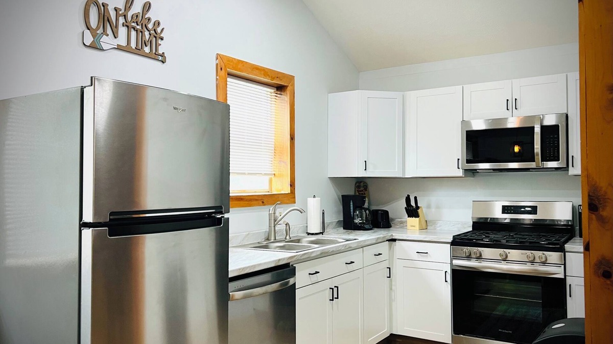 Idlewild Cabin | Cozy 3-bedroom Cabin in Historic Lake Idlewild