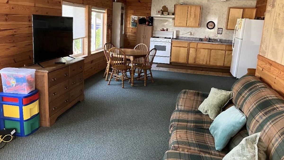 Manistique Cabin | Cozy 3-bedroom cabin in peaceful Manistique on Indian Lake with wifi and cable
