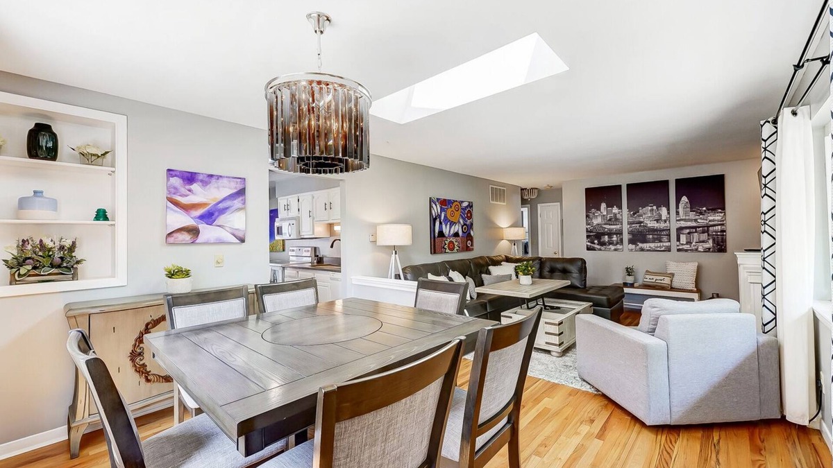 Sharonville House | Cozy 3-Bedroom Home Near Summit Park in Blue Ash