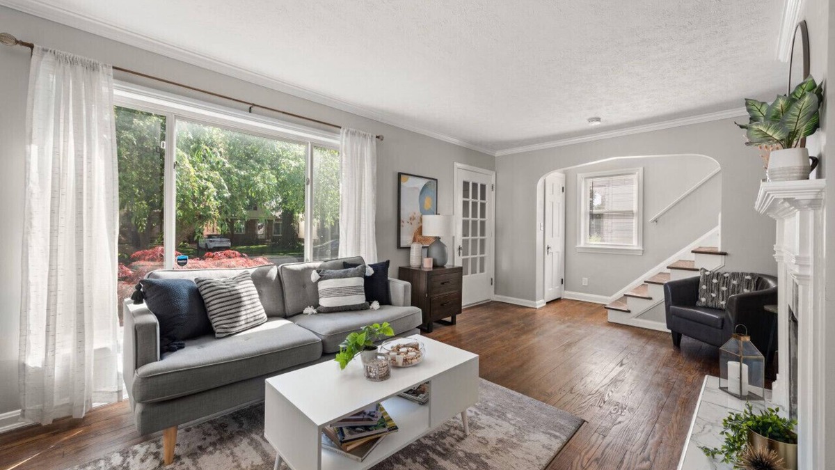 Euclid House | Cozy 3-Bedroom Near Cleveland