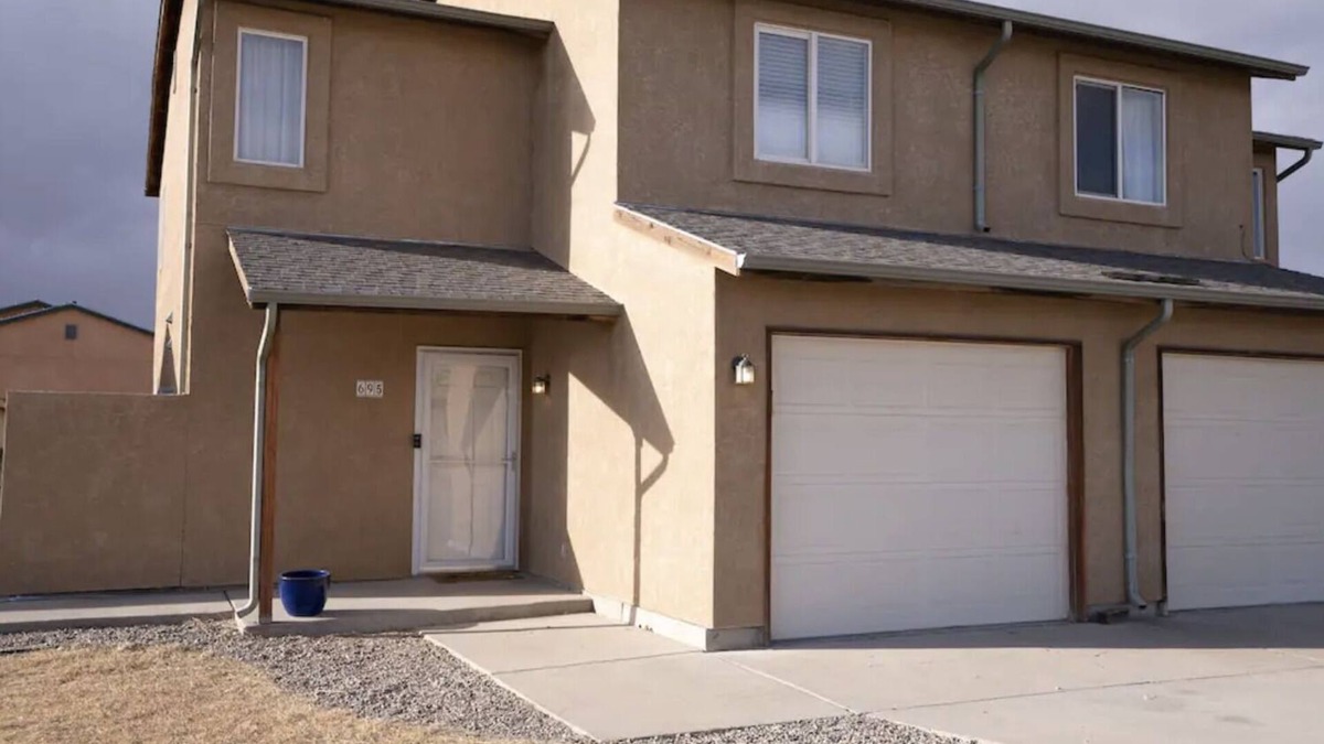 Pueblo West Condo | Cozy 3 Bedroom Private Pueblo West Duplex Close To Lake