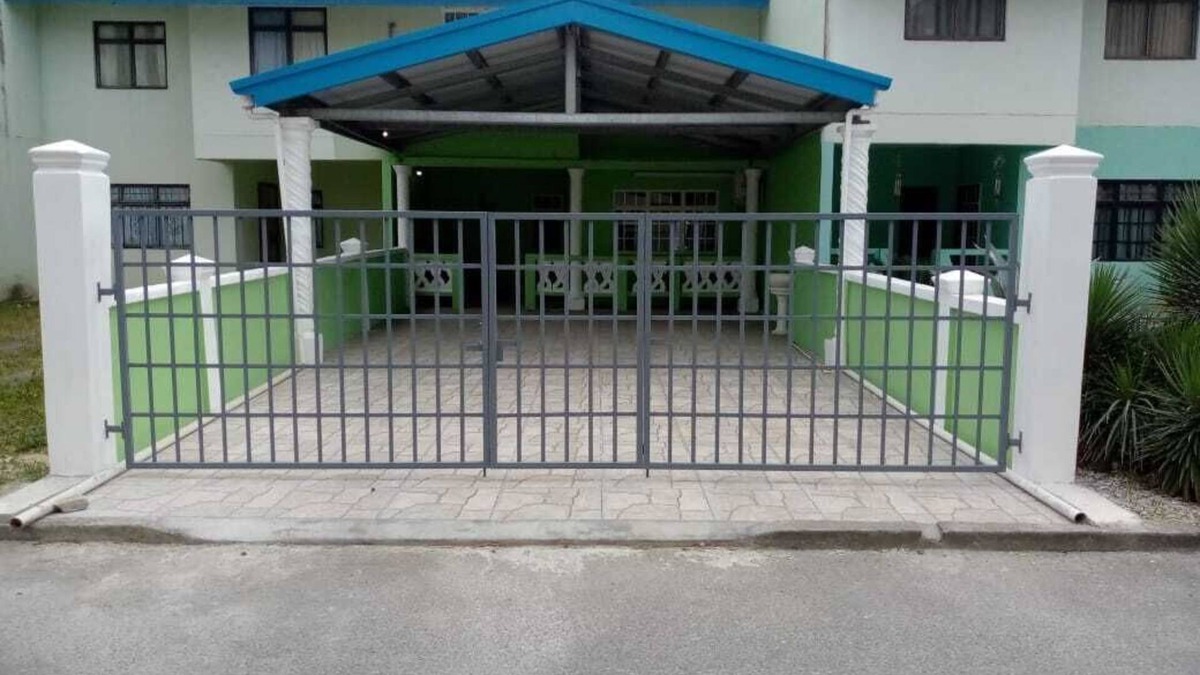 Piarco House | Cozy 3-bedroom townhome in enjoyable Piarco with AC, WiFi