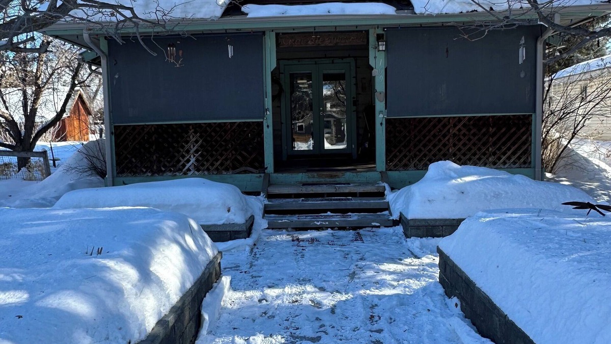 Bellevue House | Cozy 3-bedroom winter getaway in Bellevue