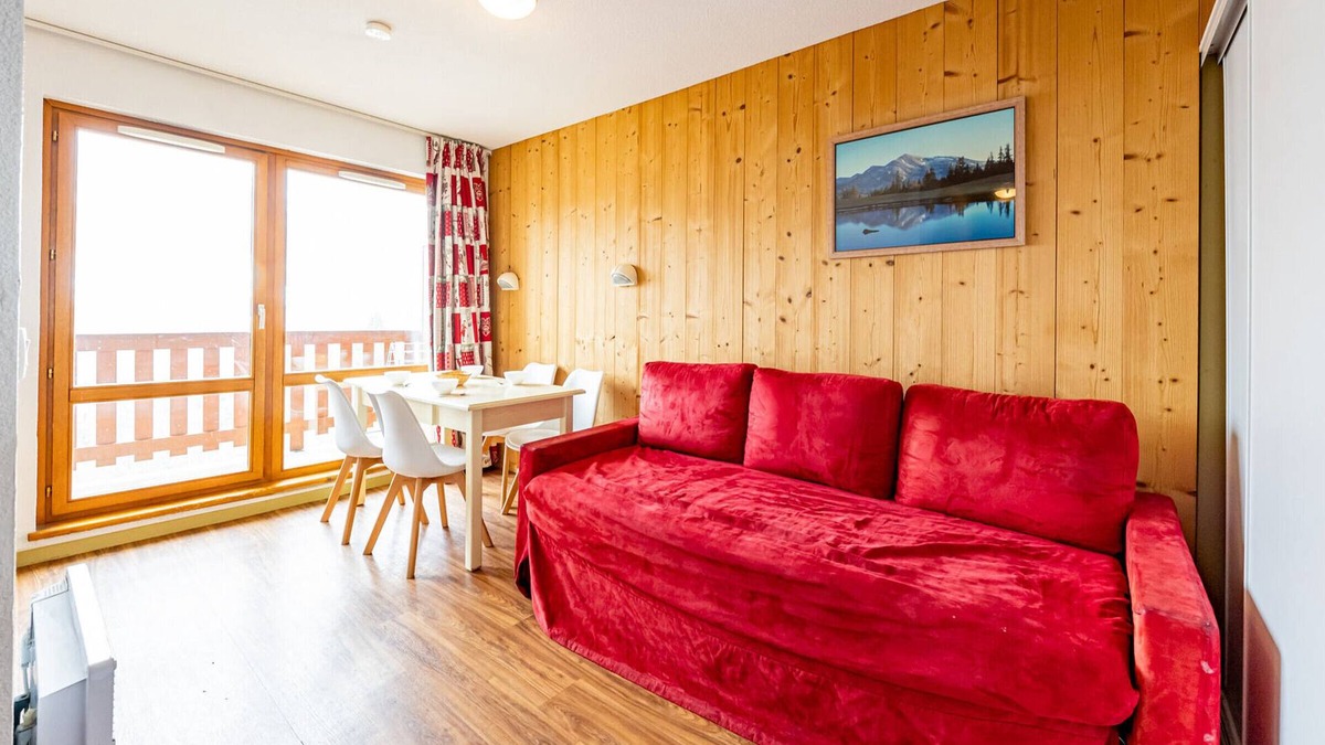 Saint-Francois-Longchamp Apartment | Cozy 36m² apartment, sleeps 6, near slopes and shops