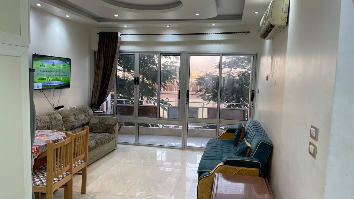 Al-Muntazah Apartment | Cozy 3 room apartment in Almaamoura Beach