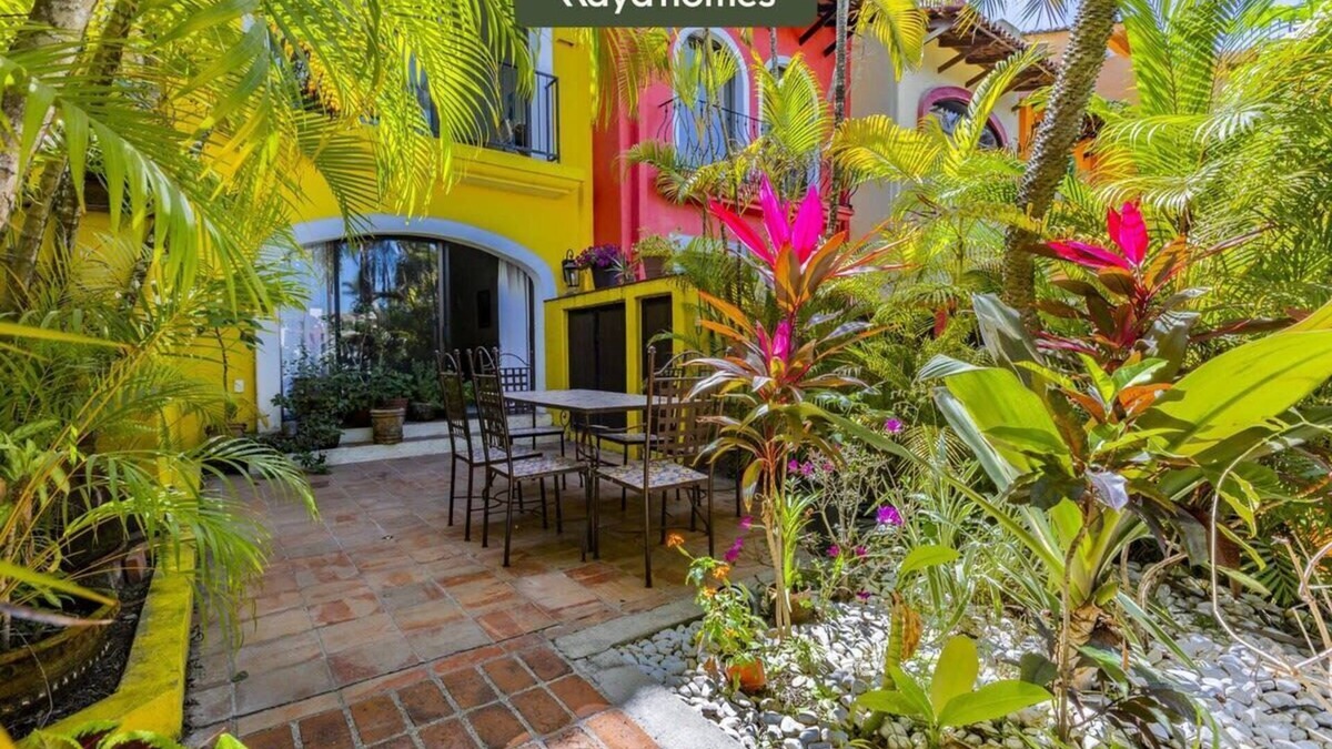 Isla Iguana House | Cozy 3BR House - Front of Marina- Pool