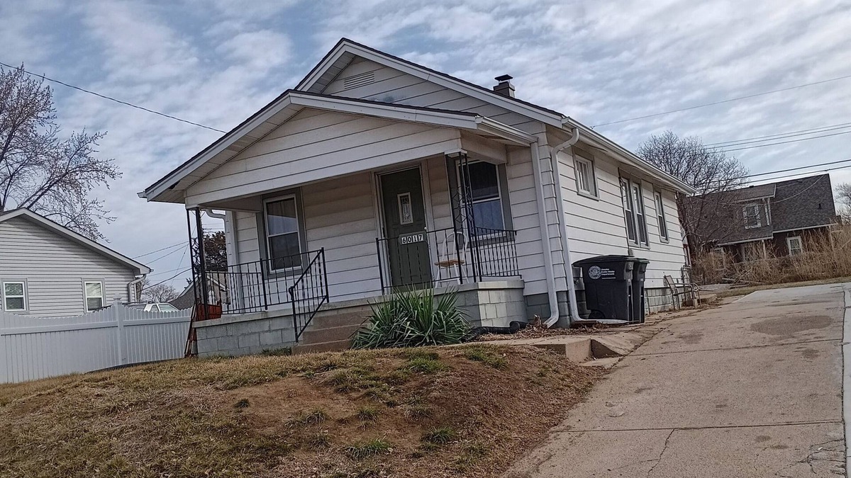 Omaha House | Cozy 4-bedroom house with WiFi, AC in lovely Omaha