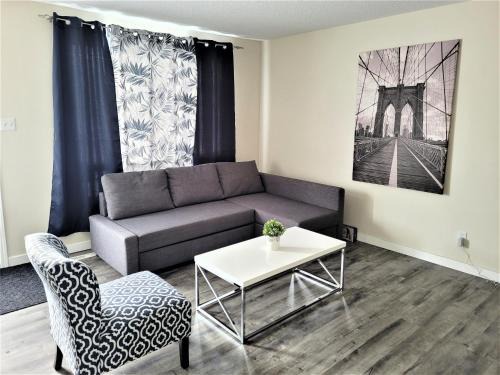 Fort Gary Apartment | Cozy 4 bedroom townhouse - peaceful feel of home