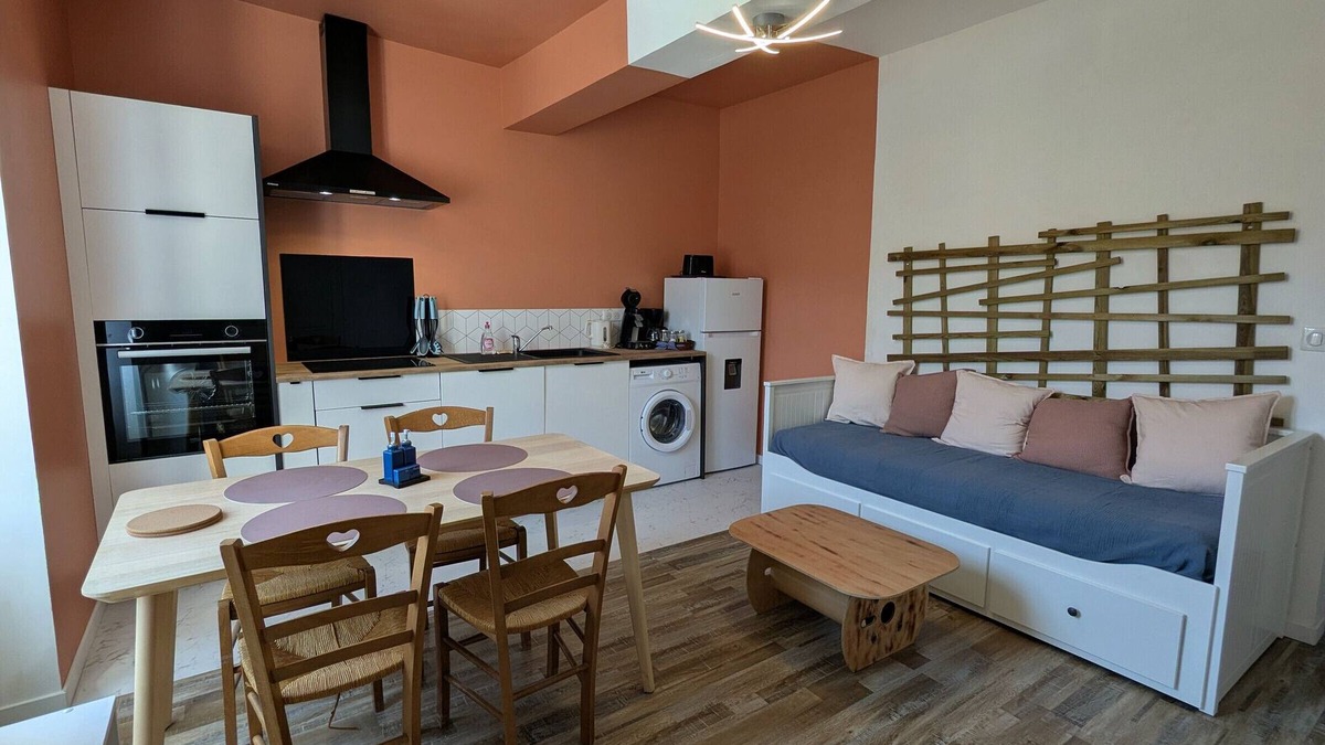 Beaulieu-sur-Loire Cottage | Cozy 4-person cottage, terrace, near Loire
