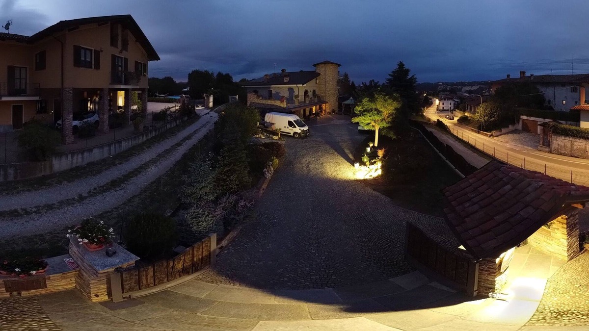 Carru Bed & Breakfast | Cozy 4 Star B&B At The Gates Of The Langhe, With Pets Allowed